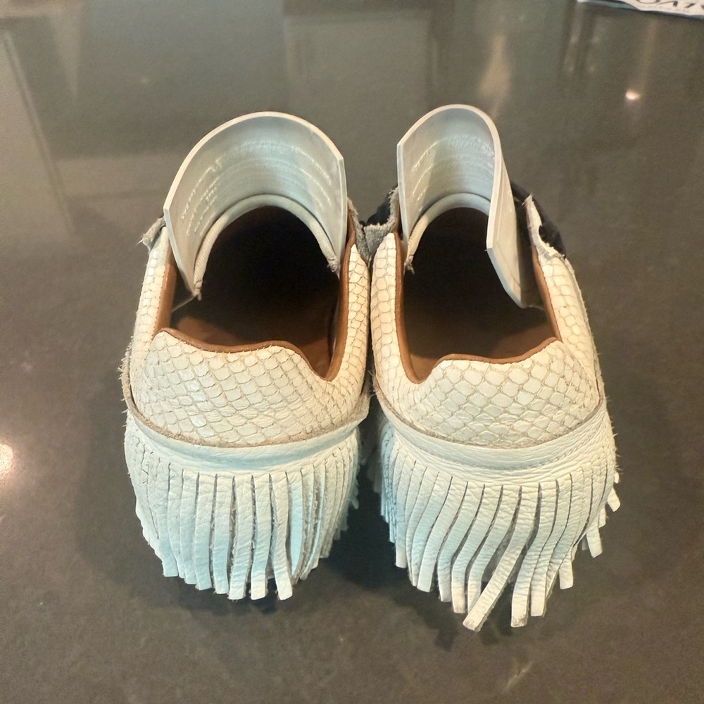 Fringed Textured Slip-On Shoes